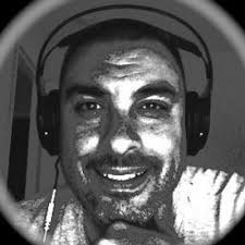 DJ Gil Lugo (@djgillugo)