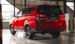 The legend reborn atau all new kijang innova diperkenalkan oleh toyota astra motor dengan 3 tipe yaitu g, v dan q. Toyota Innova Facelift 2021 Tempahan Kini Dibuka Tiga Varian Harga Bermula Rm112k Hingga Rm130k Paultan Org