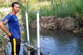 Rp 250.000 pompa air bekas. Pipa Dan Ban Dalam Bekas Disulap Jadi Pompa Air Non Listrik Untuk Atasi Kekeringan Halaman All Kompas Com