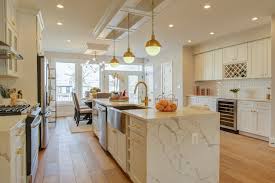 In fact, according to houzz's 2019 kitchen trends report, the median spend on a kitchen remodel was $11,000.to make sure that all of this money isn't creating a kitchen we'll want to update again in five years, the trick is to incorporate timeless kitchen design elements that won't. Kitchen Remodel Ideas That Pay Off In The Long Run