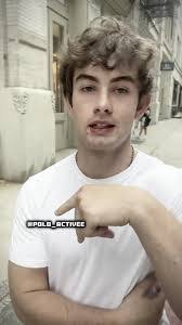 Ian Ferguson's Instagram, Twitter & Facebook