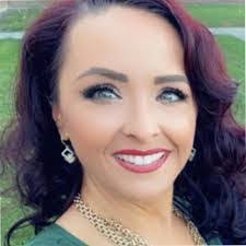 Michelle Glowacki's Instagram, Twitter & Facebook