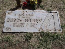 Buddy Holley Gravesite Lubbock Tx Famous Tombstones Famous Graves Grave Marker
