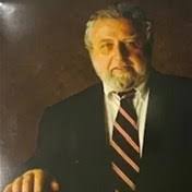 Elizabeth Bellows's Instagram, Twitter & Facebook