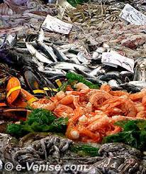 Marche Du Rialto A Venise Poissons Legumes Fruits E Venise Com