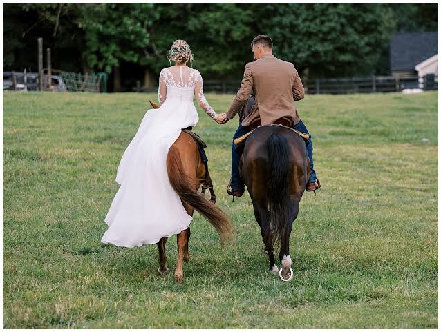 Incredible Horse Wedding Photos at White Fork Ranch - Danielle Defayette Photography