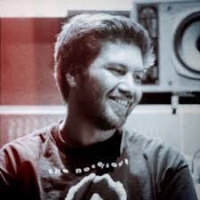 Elias Stone's Instagram, Twitter & Facebook