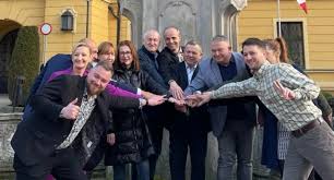 Konferencja prasowa KWW Porozumienie Powiatowe Wspólnota Dariusza Chmury  [WIDEO]