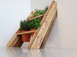 Produktwerft 36 Einzigartige Produkte Ab 49 0 Bei Dawanda Balkongarten Krauterleiter Gewurzregal