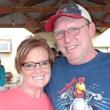 What are some RV camping recommendations in or near Shawnee National Forest  with full hookups?