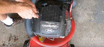 How To Clean A Carburetor On A Lawn Mower Without Removing It