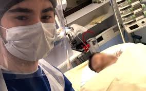 Ultimele cuvinte sfâşietoare de pe patul de spital ale românului răpus de  COVID-19 la Paris: „Dacă scapi, scapi, dacă nu, te ia dracu'!“ VIDEO