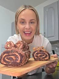 Brownie Yule Log #leonaorr #scottishtiktok #fyp #foodie