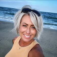 Looking for somewhere to take my teen to get her hair colored.