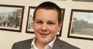 Triple tragedy as heartbroken 20-year-old whose parents both committed  suicide kills himself shortly after relationship ended