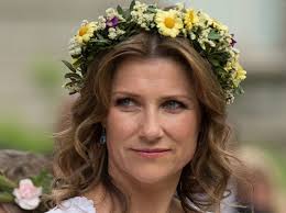 She was born on 22nd september 1971. Martha Louise Von Norwegen Ihre Spirituelle Ader Liebenswert Magazin