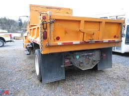 International 4200-4X2-2004 Cab & Chassis Truck