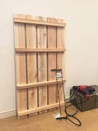 5分で完成 すのこでつくるマガジンラックをdiy diyrepi ダイレッピ 本棚 手作り マガジンラック 収納 アイデア