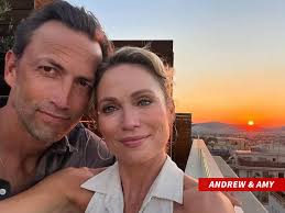 Amy Robach And T.J. Holmes' Exes Now Dating, Posted Selfie Together in 2016