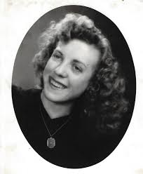 Eleanor Darnell's Instagram, Twitter & Facebook