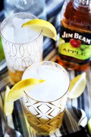 Garnish with lime and enjoy as a holiday cocktail or a simple fall drink. Jim Beam Apple And Soda Cocktail Recipe Cake N Knife
