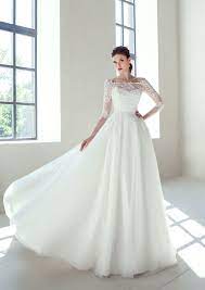 The collection includes gowns with light and romantic silhouettes, which will make you to feel like in fairy tale. Schlichten Brautkleider Von Pure Indische Hochzeitskleider Kleid Hochzeit Elfenbein Hochzeitskleid