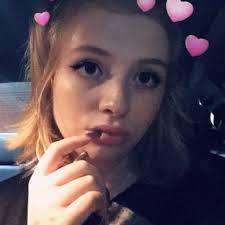 Shelby Gray (@shelbyxgrayx)