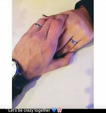 Mencari model cincin tunangan yang tidak pasaran dan unik? Pin Oleh Eva Yuliana Di Lines Gambar Pertunangan Cincin Perkawinan Foto Tunangan