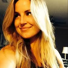 Lindsey Helms's Instagram, Twitter & Facebook