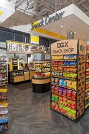 Dollar General Is Opening A New Chain That Will Make Quick Errands Even Easier Snack Shop Dollar General Lucky Beer