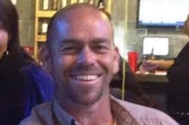 Robin Dendy's Instagram, Twitter & Facebook