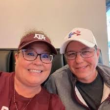 Christina Kingery's Instagram, Twitter & Facebook