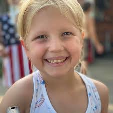 Abigail Rapp's Instagram, Twitter & Facebook