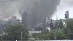 April 2010 ereignete sich eine explosion, der ein brand folgte. Massive Explosion In Bayernoil Raffinerie Lost Katastrophenfall Bei Ingolstadt Aus Zehn Verletzte Youtube