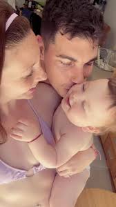 Feliz primer cumpleaños bebé!!! Es real que pasa rápido, escribo esto  mientras estás en el jardín 🥹 ❤️‍🩹 , Te amamos mi amor, segui creciendo  siempre así tan sonriente, cariñoso, curioso, y ...