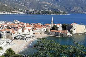Južna vrata, najstariji ulaza u kotorski stari grad, koji potiče iz 10. Kotor Perast Budva Kotor Private Tour With English Speaking Driver 2021