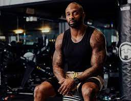 How Three Personal Trainers Dress For The Gym