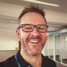 Patrick Leech's Instagram, Twitter & Facebook