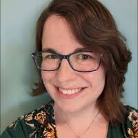 Holly Stanton's Instagram, Twitter & Facebook