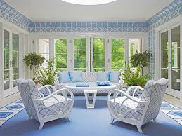 Cat dinding warna biru laut dan putih. 50 Dekorasi Interior Ruang Tamu Dengan Warna Cat Biru Desainrumahnya Com