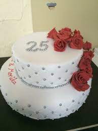 Mir schmeckt wirklich jedes stück von eurem. Torte Zur Silberhochzeit Silberhochzeit Hochzeitstorte Tortendekoration