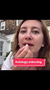 Thank you so much @axiology_beauty ! Link in bio to try these delicious  products for yourself! Use code HANNAH for 20% off. #plasticfreemakeup  #cleanmakeup #organicbeauty #unbox