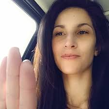 10 MINUTE MANIS w/ IRIS LYNCH (@_simply_beautiful_nails_) • Instagram  photos and videos