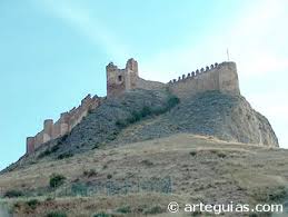 .en el castillo señorío de cameros de nalda se han hallado una serie de 'grafitis'. Tierra De Cameros