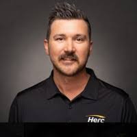 Zach Henry's Instagram, Twitter & Facebook