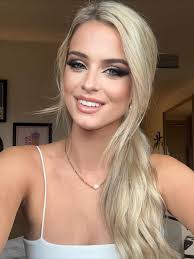 Capturing Artistic Masterpieces: Robert Ward Thompson's Notre Dame Painting