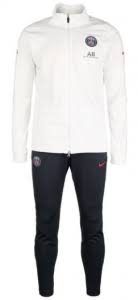 Leider gibt es das teil nicht mehr im offiziellen nike store, vor allem ist das hier ja sowieso das ältere modell aus dem jahre 2018. Psg Trainingsanzug Im Mega Sale Hoodside