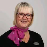 100+ "Vicky Davidson" profiles