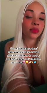 🦋Anni martinez🦋 (@anni___mz)