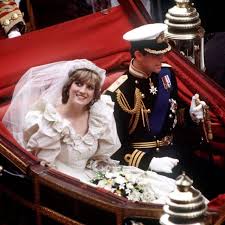 Histórica fue la boda e histórico fue el matrimonio de tres del heredero al trono británico y la «princesa del pueblo». La Boda De Lady Di Y El Principe Carlos Que Nunca Pasara De Moda